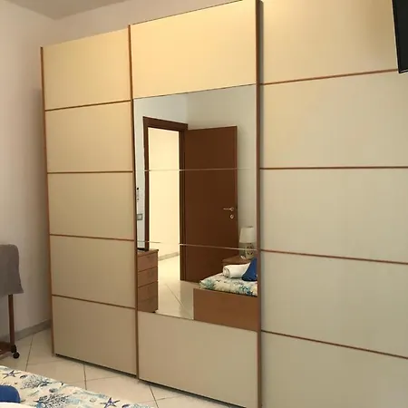 Apartment Le Di Sara N.7 Savona