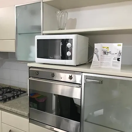 Le Di Sara N.7 Appartamento Savona